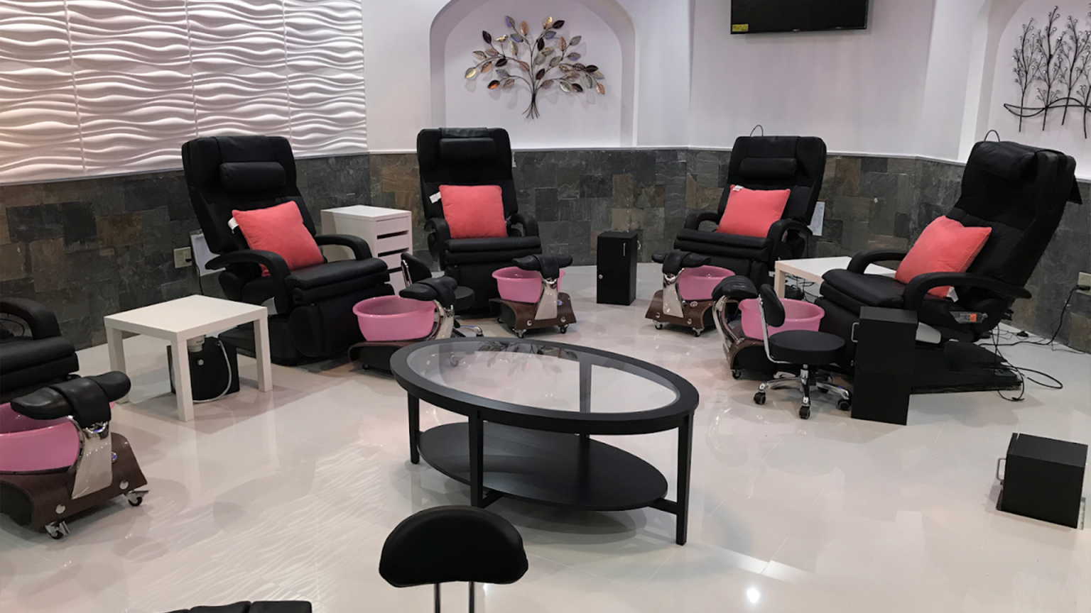 Locations Nails of America & Milano Nails Spa